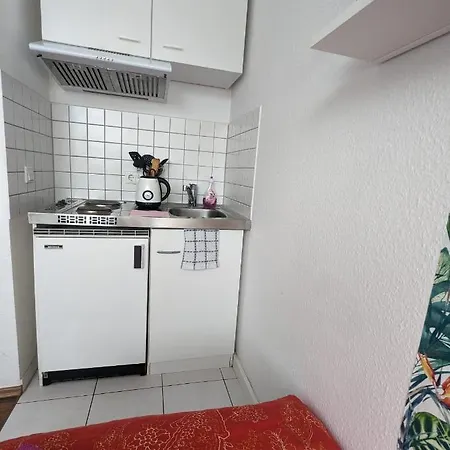 Bahnhof Apartment *