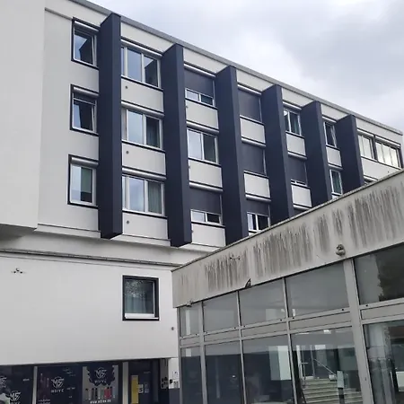 Bahnhof Apartment